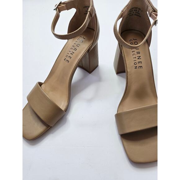 Journee Valenncia Sandals Heels Size 6 NW Mocha Color - Picture 4 of 9